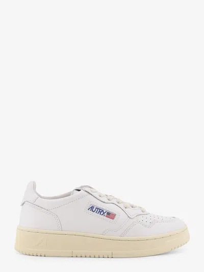 Autry Medalist Leather Low-top Sneakers In White