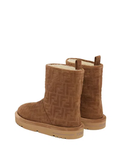 Fendi Stivaletti Apres Chic In Pelle Scamosciata Caramello Donna In Blue