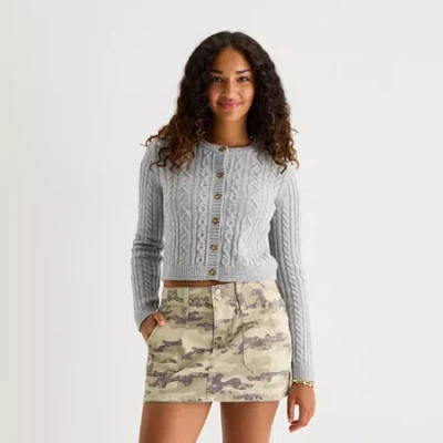 Arizona Juniors Womens Crew Neck Long Sleeve Cable Knit Pullover Sweater In Gray