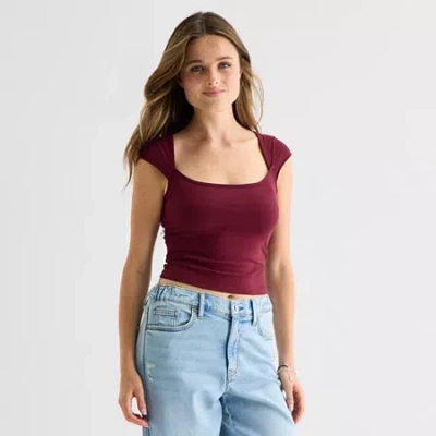 Arizona Womens Juniors Scoop Neck Short Sleeve T-shirt In Red