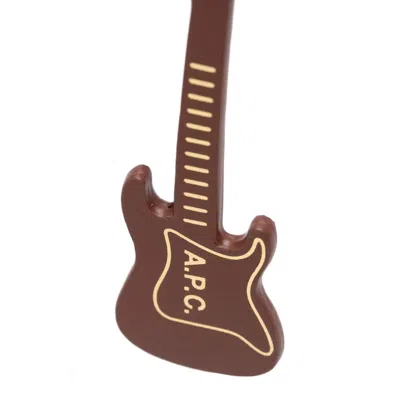 Apc Guitar-shape Logo-detail Keyring In Brown