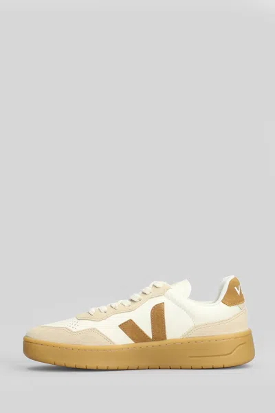 Veja V-90 O.t Sneakers In White Suede And Leather In White