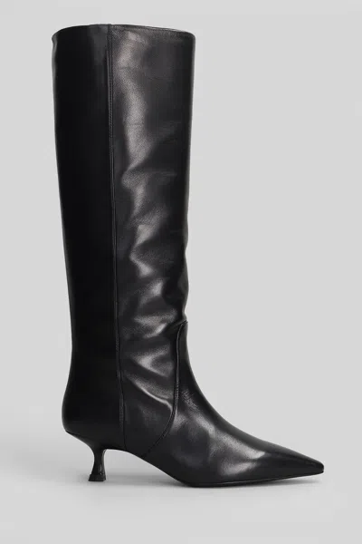 Stuart Weitzman Naomi 50 High Heels Boots In Black Leather In Black