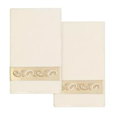 Linum Home Textiles Mackenzie 2-pc. Embellished Paisley Bath Towel In Sand