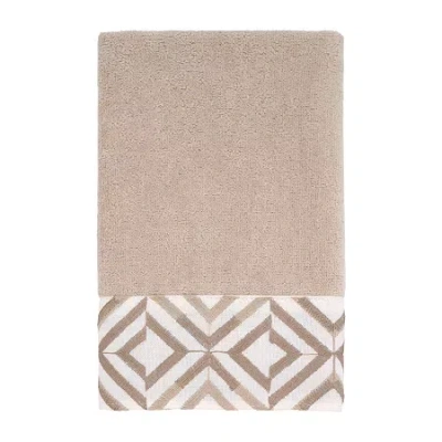 Avanti Harlow Fingertip Towel In Neutral