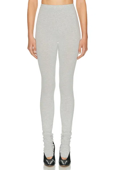 Helsa The Extra Long Jersey Legging In Gray