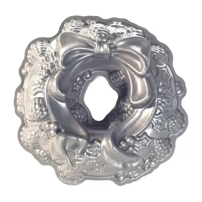 Nordicware Holiday Wreath Bundt Pan In Gray