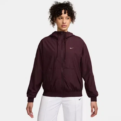 Nike Womens Hooded Lightweight Windbreaker In Burgundy