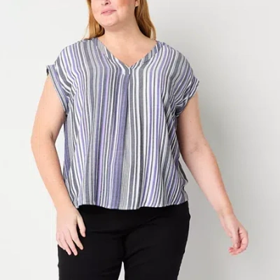 Liz Claiborne Womens Plus V Neck Short Sleeve Blouse In Multi