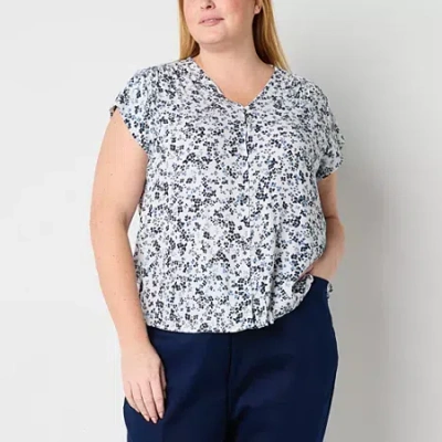 Liz Claiborne Womens Plus V Neck Short Sleeve Blouse In White