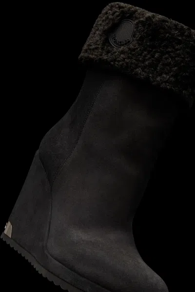 Moncler Wedge Sole Suede Boots In Black