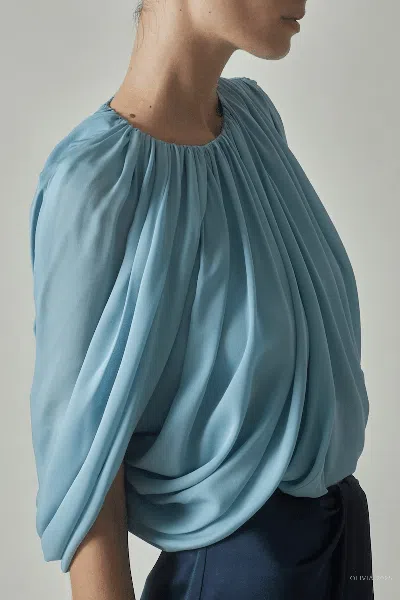 Heirlome Marie Top In Sky