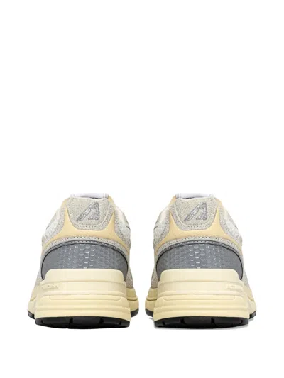 Autry Lace-up Sneakers In Gray