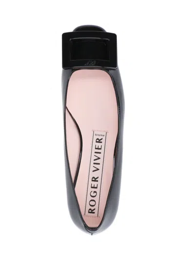 Roger Vivier Roundy 25 Ballet Flats In Black