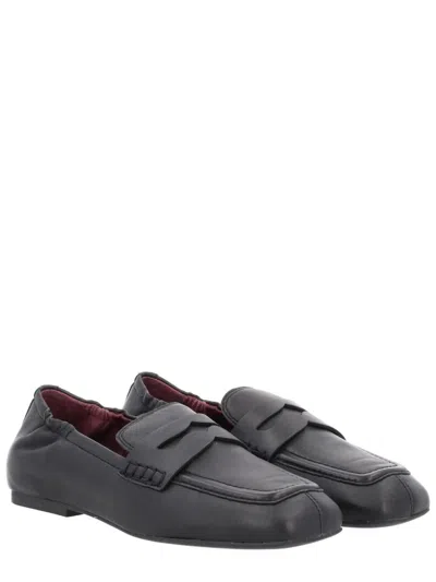 Ash Moccasin Barkley In Black