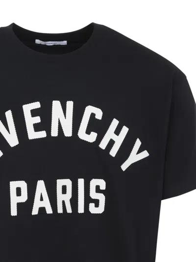 Givenchy Logo-print T-shirt In Black