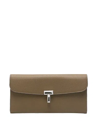 Totême T-lock Leather Wallet In Brown