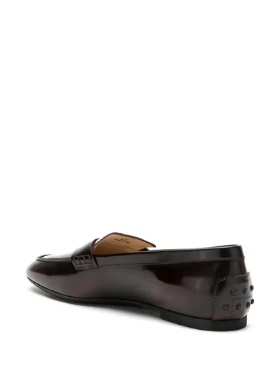 Tod's Tods Womens Bordeaux Loafer In Brown