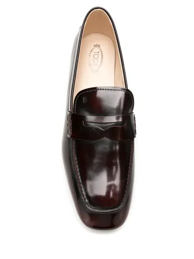 Tod's Tods Womens Bordeaux Loafer In Brown