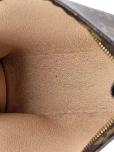 Pre-owned Louis Vuitton Toiletry Monogram Canvas 19 Pouch In Brown