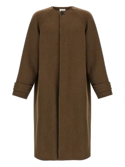 KENET BUTTON-CLOSURE COAT