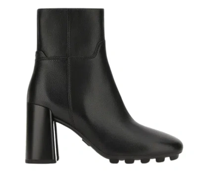 Hogan H695 Leather Ankle Boots In Black