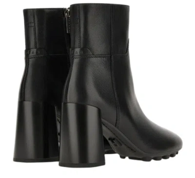 Hogan H695 Leather Ankle Boots In Black