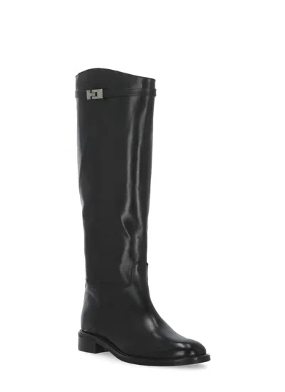 Julie Dee Leather Boots In Black