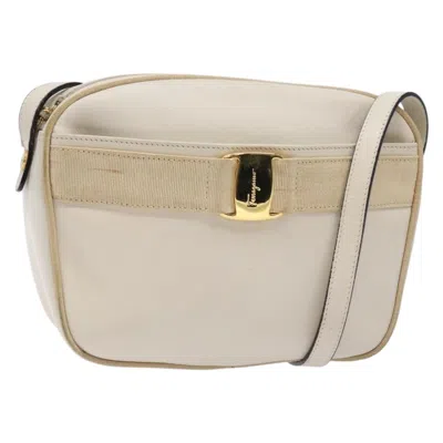 Pre-owned Ferragamo Vala Shoulder Bag Leather Leather Shoulder Bag Bag () In Sand