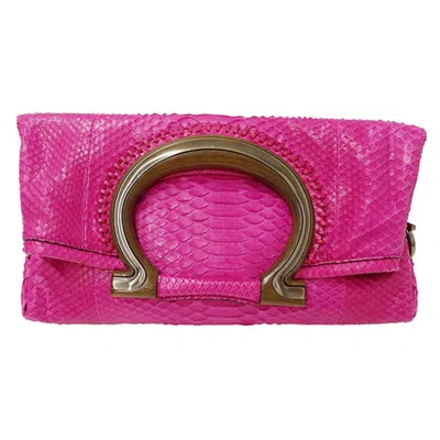 Pre-owned Ferragamo Gancini Bow Clutch Bag () In Pink