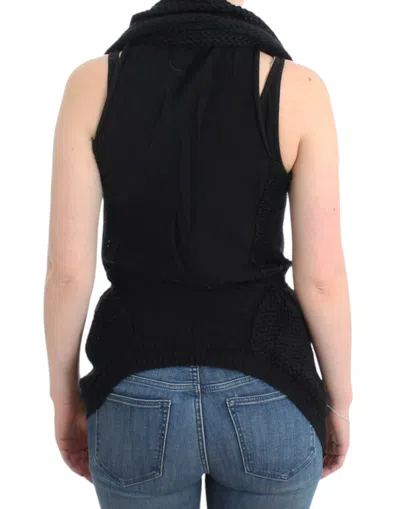 Costume National Chic Sleeveless Knitted Vest Cardigan In Black