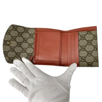 Pre-owned Gucci Brown Red Color Gg Supreme Wallet (tri-fold) () In Multi