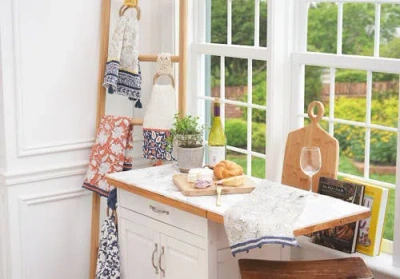 Carol & Frank White Kitchen Towel Holder In White