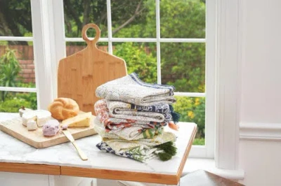 Carol & Frank Pocono Dandelion Towel In Yellow