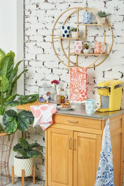 Carol & Frank Hibiscus Dot Towel In Multi