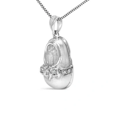 Haus Of Brilliance 14k White Gold Diamond Accent Baby Shoe With Bow Pendant Necklace In Metallic