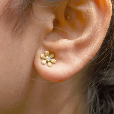 Haus Of Brilliance 10k Yellow Gold Bezel Set Diamond Accent Hammered Finish Floral Stud Earrings