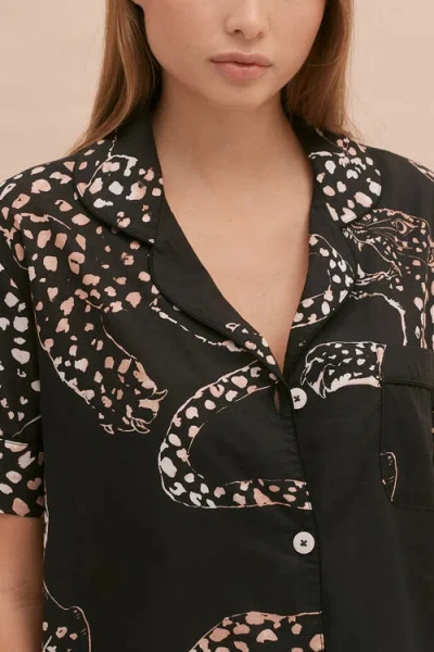 Desmond & Dempsey Short Sleeve Pajama Set In Black