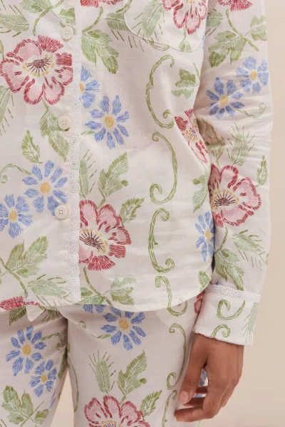 Desmond & Dempsey Long Pajama Set In Multi