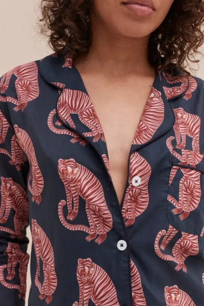 Desmond & Dempsey Sansindo Printed Cotton Pyjama Set In Black