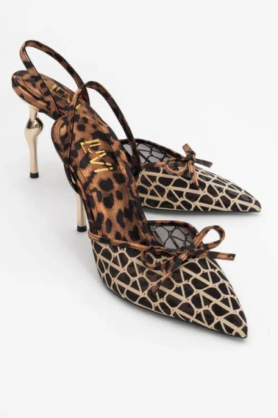 Prologue Shoes Peony Mesh Bow Pointed Toe Pump In Brown