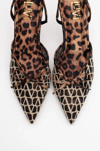 Prologue Shoes Peony Mesh Bow Pointed Toe Pump In Brown