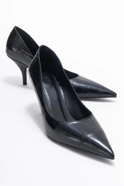 Prologue Shoes Marcus Pointed Toe Pump In Blue