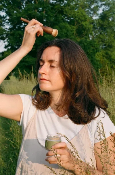 & Tread Well Dry Shampoo In Transparent