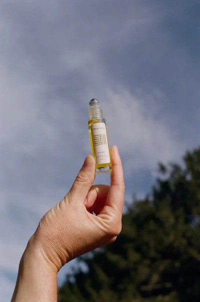 & Tread Well Natural Fragrance In Transparent