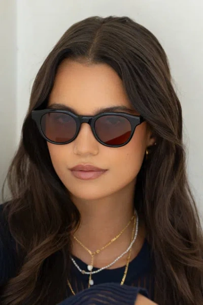 Freyrs Eyewear Cameron Round Sunglasses In Black