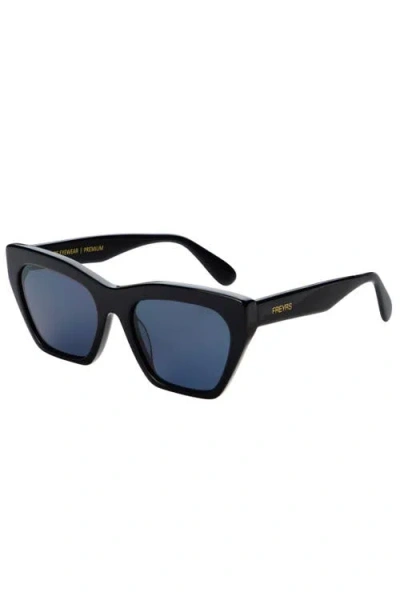 Freyrs Eyewear Gia Cat Eye Sunglasses In Black