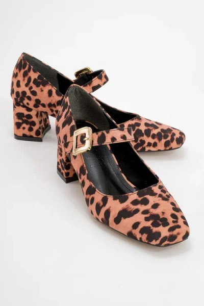 Prologue Shoes Dolva Block Heel Mary Jane Pump In Animal Print