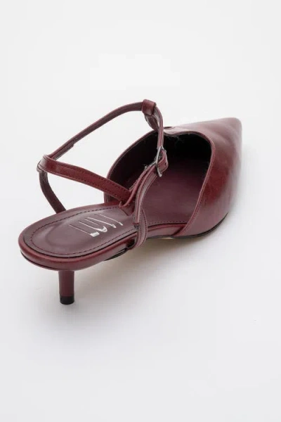 Prologue Shoes Asher Pointed Toe Slingback Pump In Burgundy