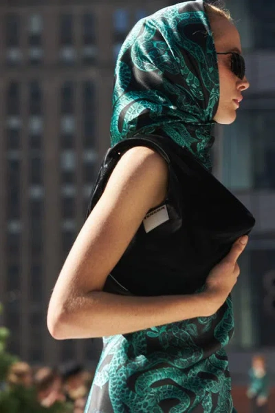 Monzlapur Silk Serpent Noir Scarf In Green